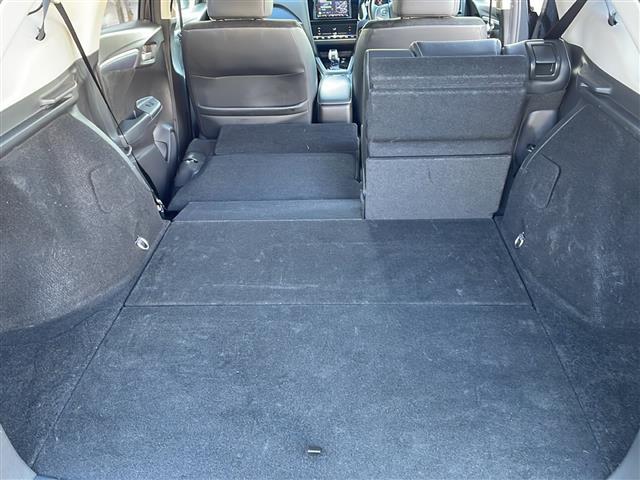 シャトル ハイブリッドＸ　４ＷＤ　ナビ　フルセグＴＶ　シティブレーキ　クルーズコントロール　ＥＴＣ　パドルシフト　ハーフレザーシート　革巻きステアリング　オートライト　フォグランプ　社外アルミホイール　横滑り防止　スマートキー（22枚目）