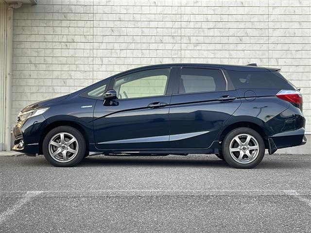 シャトル ハイブリッドＸ　４ＷＤ　ナビ　フルセグＴＶ　シティブレーキ　クルーズコントロール　ＥＴＣ　パドルシフト　ハーフレザーシート　革巻きステアリング　オートライト　フォグランプ　社外アルミホイール　横滑り防止　スマートキー（37枚目）