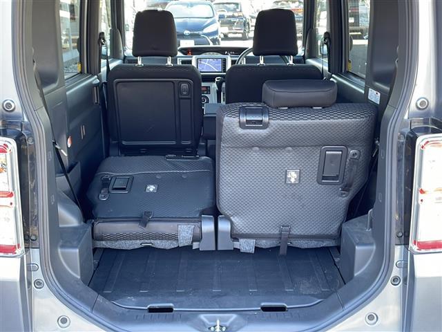 ピクシスメガ Ｌ　４ＷＤ　純正ナビ　ワンセグＴＶ　Ｂｌｕｅｔｏｏｔｈ　左側パワースライドドア　シートヒーター　オートライト　ＨＩＤライト　横滑防止　社外アルミホイール　スマートキー　フロアマット　ドアバイザースペアキー（26枚目）