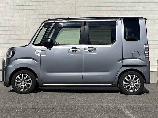 ピクシスメガ Ｌ　４ＷＤ　純正ナビ　ワンセグＴＶ　Ｂｌｕｅｔｏｏｔｈ　左側パワースライドドア　シートヒーター　オートライト　ＨＩＤライト　横滑防止　社外アルミホイール　スマートキー　フロアマット　ドアバイザースペアキー（37枚目）
