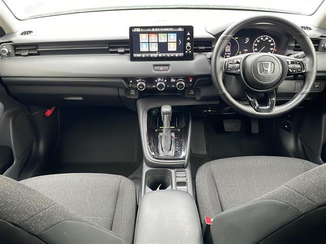 ヴェゼル ｅ：ＨＥＶ　Ｘ　４ＷＤ　純正ナビ　フルセグＴＶ　Ｂｌｕｅｔｏｏｔｈ　バックカメラ　ホンダセンシング　ＬＥＤヘッドライト　フォグランプ　オートライト　シートヒーター　ワイヤレス充電　ＥＴＣ２．０　オートライト　スマキー（2枚目）