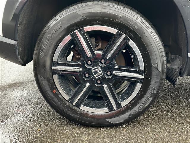 ヴェゼル ｅ：ＨＥＶ　Ｘ　４ＷＤ　純正ナビ　フルセグＴＶ　Ｂｌｕｅｔｏｏｔｈ　バックカメラ　ホンダセンシング　ＬＥＤヘッドライト　フォグランプ　オートライト　シートヒーター　ワイヤレス充電　ＥＴＣ２．０　オートライト　スマキー（32枚目）