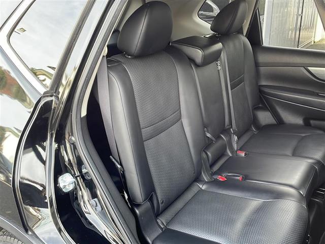 エクストレイル 20X エマージェンシーブレーキパッケージ 4WD 7人乗 純正ナビ フルセグTV Bluetooth バックカメラ フリップダウンモニター 衝突軽減ブレーキ シートヒーター ETC 電動リアゲート フォグランプ ドライブレコーダ スマートキー(22枚目)