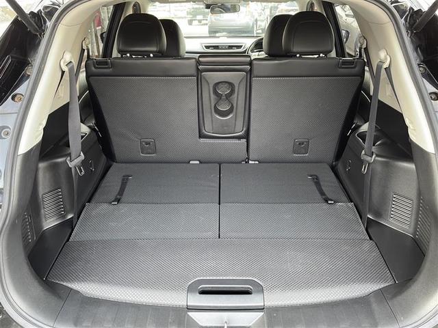 エクストレイル 20X エマージェンシーブレーキパッケージ 4WD 7人乗 純正ナビ フルセグTV Bluetooth バックカメラ フリップダウンモニター 衝突軽減ブレーキ シートヒーター ETC 電動リアゲート フォグランプ ドライブレコーダ スマートキー(29枚目)