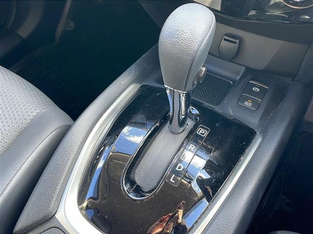 エクストレイル ２０Ｘｉ　２ＷＤ４ＷＤ切替有　純正１０型ナビ　フルセグＴＶ　Ｂｌｕｅｔｏｏｔｈ　全方位モニター　プロパイロット　衝突気軽減ブレーキ　パワーバックドア　前後シートヒーター　ＥＴＣ　レーンキープ　スマートキー（13枚目）