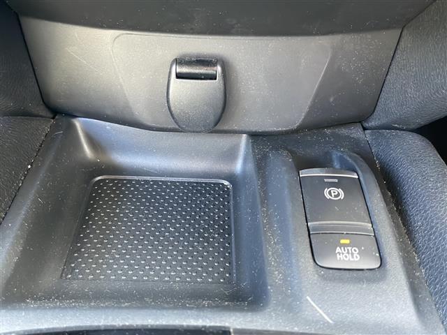 エクストレイル ２０Ｘｉ　２ＷＤ４ＷＤ切替有　純正１０型ナビ　フルセグＴＶ　Ｂｌｕｅｔｏｏｔｈ　全方位モニター　プロパイロット　衝突気軽減ブレーキ　パワーバックドア　前後シートヒーター　ＥＴＣ　レーンキープ　スマートキー（19枚目）