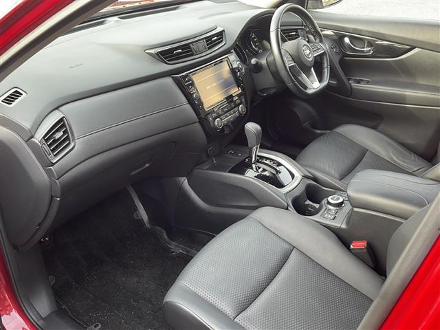 エクストレイル ２０Ｘｉ　２ＷＤ４ＷＤ切替有　純正１０型ナビ　フルセグＴＶ　Ｂｌｕｅｔｏｏｔｈ　全方位モニター　プロパイロット　衝突気軽減ブレーキ　パワーバックドア　前後シートヒーター　ＥＴＣ　レーンキープ　スマートキー（23枚目）