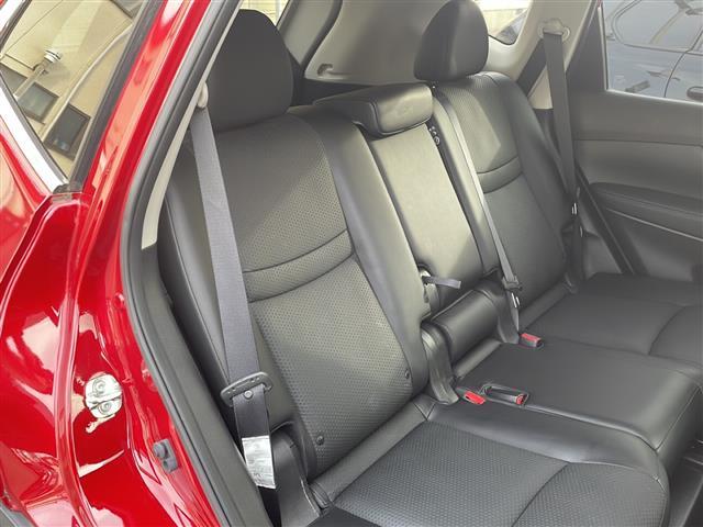 エクストレイル ２０Ｘｉ　２ＷＤ４ＷＤ切替有　純正１０型ナビ　フルセグＴＶ　Ｂｌｕｅｔｏｏｔｈ　全方位モニター　プロパイロット　衝突気軽減ブレーキ　パワーバックドア　前後シートヒーター　ＥＴＣ　レーンキープ　スマートキー（25枚目）