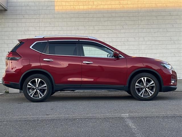 エクストレイル ２０Ｘｉ　２ＷＤ４ＷＤ切替有　純正１０型ナビ　フルセグＴＶ　Ｂｌｕｅｔｏｏｔｈ　全方位モニター　プロパイロット　衝突気軽減ブレーキ　パワーバックドア　前後シートヒーター　ＥＴＣ　レーンキープ　スマートキー（33枚目）