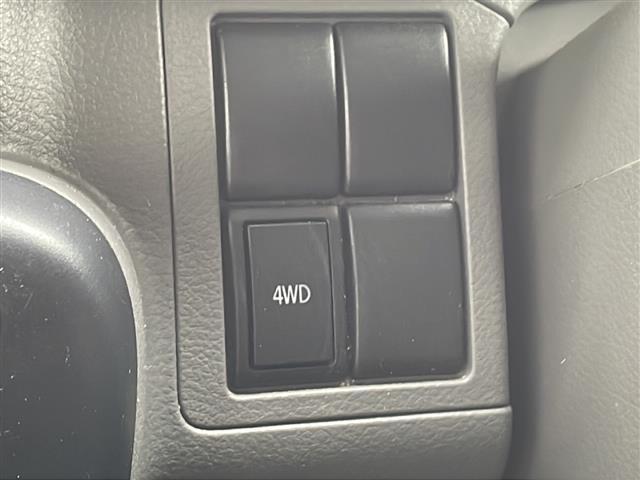 エブリイ ＰＡ　４ＷＤボタン有　オートマシフト　純正ラジオ　両側スライドドア　純正ゴムマット　ドアバイザー　スペアキー　ヘッドアップコンソール　純正スチールホイール（5枚目）