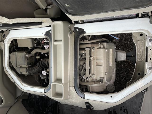 エブリイ ＰＡ　４ＷＤボタン有　オートマシフト　純正ラジオ　両側スライドドア　純正ゴムマット　ドアバイザー　スペアキー　ヘッドアップコンソール　純正スチールホイール（40枚目）