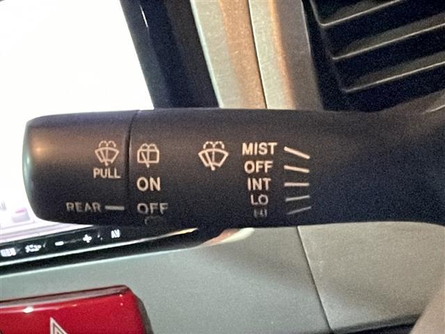 ステラ カスタムR メモリナビ TV ETC スペアキー 電格ミラー 純正フロアマット 純正ドアバイザー 社外14インチAWプッシュスタート スマートキー HIDヘッドライト フォグランプ 盗難防止システム AAC(8枚目)