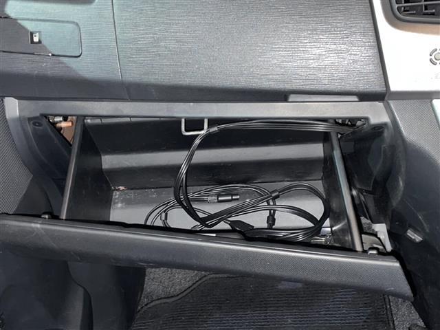 ステラ カスタムR メモリナビ TV ETC スペアキー 電格ミラー 純正フロアマット 純正ドアバイザー 社外14インチAWプッシュスタート スマートキー HIDヘッドライト フォグランプ 盗難防止システム AAC(16枚目)