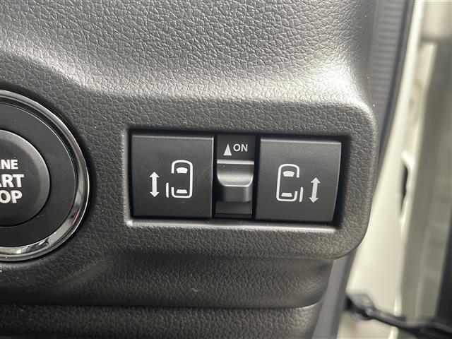 スペーシアギア ハイブリッドＸＺ　４ＷＤ　デュアルセンサーブレーキサポート　スリムサーキュレーター　両側パワースライドドア　ハイビームアシスト　シートヒーター　オートライト　ＨＵＤ　ＬＥＤヘッドライト　ルーフレール　スマートキー（4枚目）