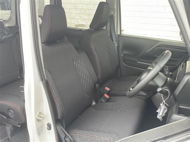 スペーシアギア ハイブリッドＸＺ　４ＷＤ　デュアルセンサーブレーキサポート　スリムサーキュレーター　両側パワースライドドア　ハイビームアシスト　シートヒーター　オートライト　ＨＵＤ　ＬＥＤヘッドライト　ルーフレール　スマートキー（19枚目）