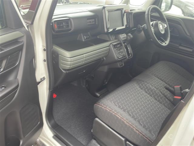 スペーシアギア ハイブリッドＸＺ　４ＷＤ　デュアルセンサーブレーキサポート　スリムサーキュレーター　両側パワースライドドア　ハイビームアシスト　シートヒーター　オートライト　ＨＵＤ　ＬＥＤヘッドライト　ルーフレール　スマートキー（21枚目）