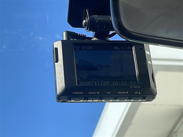 ピクシスエポック Ｌ　社外ナビ　フルセグ　ＢＴ　前後ドラレコ　取説　地図ＳＤ　リモコンキー　キーレス　純正フロアマット　ＴＶキャンセラー　横滑り防止　アイドリングストップ　盗難防止装置　ハロゲンヘッドライト　ドアバイザー（2枚目）