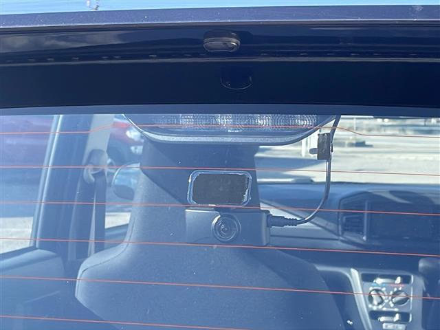 ピクシスエポック Ｌ　社外ナビ　フルセグ　ＢＴ　前後ドラレコ　取説　地図ＳＤ　リモコンキー　キーレス　純正フロアマット　ＴＶキャンセラー　横滑り防止　アイドリングストップ　盗難防止装置　ハロゲンヘッドライト　ドアバイザー（3枚目）