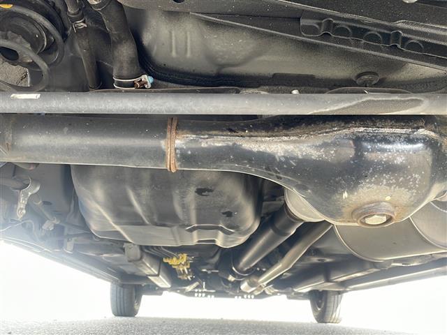 ピクシスエポック Ｌ　社外ナビ　フルセグ　ＢＴ　前後ドラレコ　取説　地図ＳＤ　リモコンキー　キーレス　純正フロアマット　ＴＶキャンセラー　横滑り防止　アイドリングストップ　盗難防止装置　ハロゲンヘッドライト　ドアバイザー（43枚目）