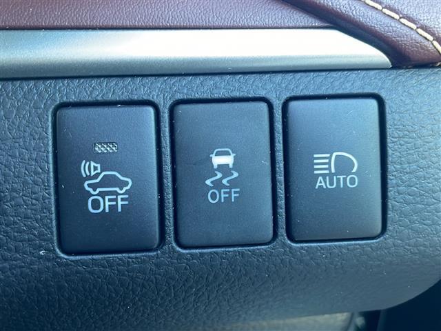 ハリアーハイブリッド プレミアム　４ＷＤ　純正モデリスタフルエアロ　サンルーフ　Ｂｌｕｔｏｏｔｈ　バックカメラ　ＡＬＰＩＮＥナビ　フルセグＴＶ　ＥＴＣ　コーナーセンサー　純正ＬＥＤライト　オートライト　ドライブレコーダー前　電動ハッチ（8枚目）