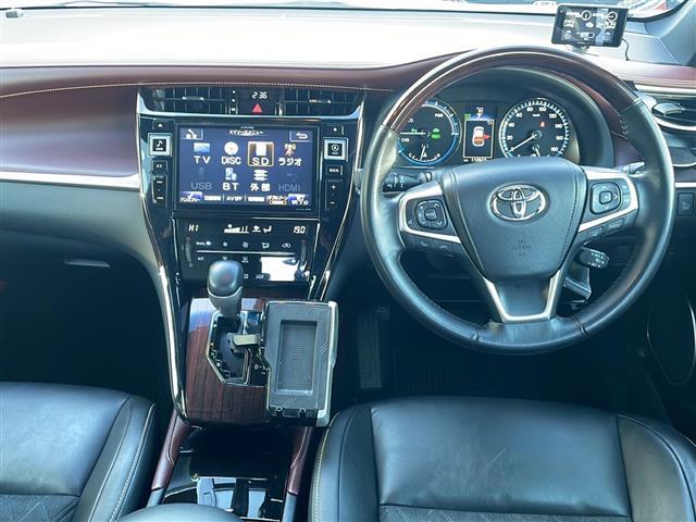 ハリアーハイブリッド プレミアム　４ＷＤ　純正モデリスタフルエアロ　サンルーフ　Ｂｌｕｔｏｏｔｈ　バックカメラ　ＡＬＰＩＮＥナビ　フルセグＴＶ　ＥＴＣ　コーナーセンサー　純正ＬＥＤライト　オートライト　ドライブレコーダー前　電動ハッチ（16枚目）
