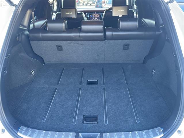 ハリアーハイブリッド プレミアム　４ＷＤ　純正モデリスタフルエアロ　サンルーフ　Ｂｌｕｔｏｏｔｈ　バックカメラ　ＡＬＰＩＮＥナビ　フルセグＴＶ　ＥＴＣ　コーナーセンサー　純正ＬＥＤライト　オートライト　ドライブレコーダー前　電動ハッチ（25枚目）