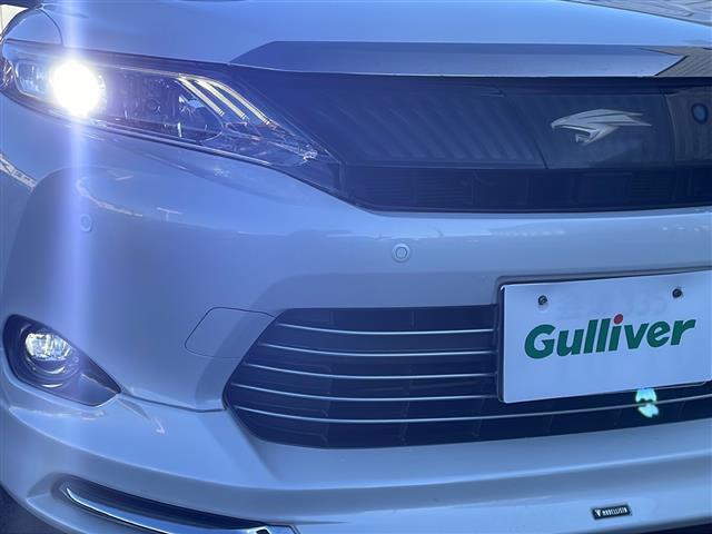 ハリアーハイブリッド プレミアム　４ＷＤ　純正モデリスタフルエアロ　サンルーフ　Ｂｌｕｔｏｏｔｈ　バックカメラ　ＡＬＰＩＮＥナビ　フルセグＴＶ　ＥＴＣ　コーナーセンサー　純正ＬＥＤライト　オートライト　ドライブレコーダー前　電動ハッチ（32枚目）