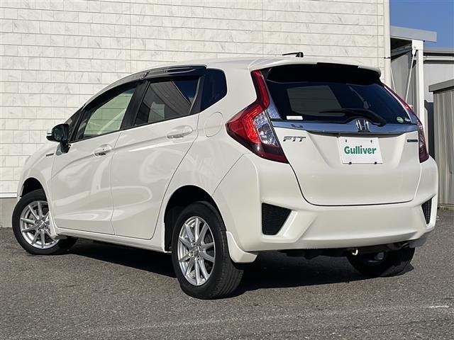 フィットハイブリッド Lパッケージ 純正ナビ バックC フルセグ BT ETC クルコン ステリモ 純正エンスタ スマートキー ワイパーデザイアー ECON 電格ミラー 前後ドラレコ LEDヘッドライト オートライト ドアバイザー(38枚目)