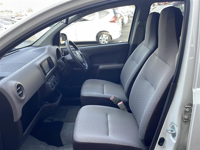 パッソ Ｘ　純正ナビ　ワンセグ　ワイパーデザイアー　電格ミラー　ビルトインＥＴＣ　ドアバイザー　ＬＥＤヘッドライト　フォグランプ　リモコンキー　スペアキー　純正ホイールキャップ付　純正フロアマット　取扱説明書（20枚目）