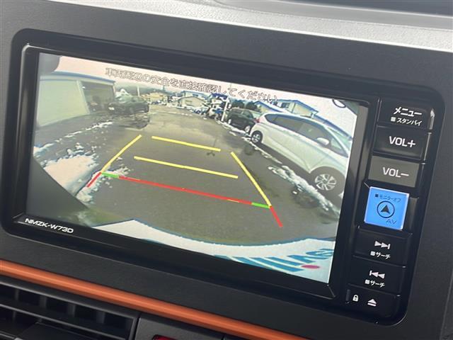 タント ファンクロス 4WD 純正ナビ フルセグTV Bluetooth 両側パワースライドドア スマートアシストIII 前席シートヒーター コーナーセンサー LEDヘッドライト フォグランプルーフレール スマートキー(4枚目)