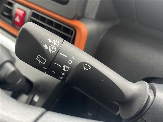 タント ファンクロス 4WD 純正ナビ フルセグTV Bluetooth 両側パワースライドドア スマートアシストIII 前席シートヒーター コーナーセンサー LEDヘッドライト フォグランプルーフレール スマートキー(10枚目)