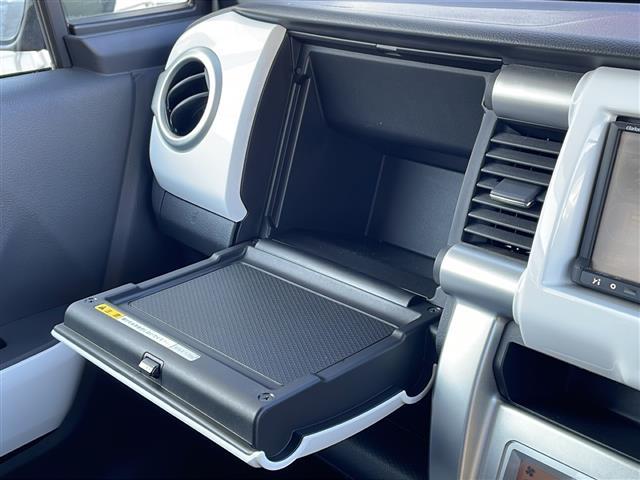 ハスラー X 4WD HDDナビ TV Blutooth 衝突軽減ブレーキ シートヒーター ETC フォグランプ オートライト HIDヘッドライト 純正アルミホイール ダウンヒルアシスト スマートキー スペアキー(15枚目)