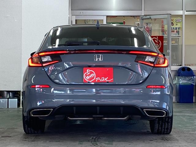 シビック ＥＸ　６速ＭＴ　クリアランスソナー　レーンアシスト　オートクルーズコントロール　衝突被害軽減システム　バックカメラ　ナビ　ＴＶ　アルミホイール　オートライト　ＬＥＤヘッドランプ　シートヒーター　スマートキー（10枚目）