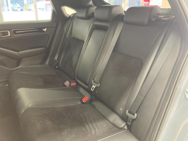 シビック ＥＸ　６速ＭＴ　クリアランスソナー　レーンアシスト　オートクルーズコントロール　衝突被害軽減システム　バックカメラ　ナビ　ＴＶ　アルミホイール　オートライト　ＬＥＤヘッドランプ　シートヒーター　スマートキー（59枚目）