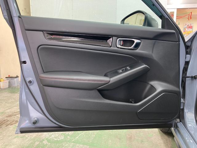 シビック ＥＸ　６速ＭＴ　クリアランスソナー　レーンアシスト　オートクルーズコントロール　衝突被害軽減システム　バックカメラ　ナビ　ＴＶ　アルミホイール　オートライト　ＬＥＤヘッドランプ　シートヒーター　スマートキー（66枚目）