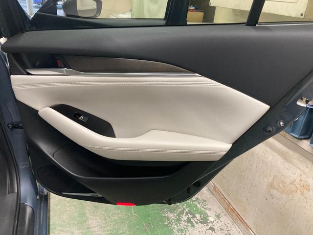 ＭＡＺＤＡ６セダン ２５Ｓ　Ｌパッケージ　純正ナビ　ＴＶ　ＢＴ　ＣＤ　ＤＶＤ　ＢＯＳＥサウンド　全方位カメラ　ＥＴＣ　純正１９インチＡＷ　レーダークルコン　ＢＳＭ　レザーシート　シートヒーター　ドラレコ　ＨＵＤ　ワンオーナー　禁煙車（56枚目）