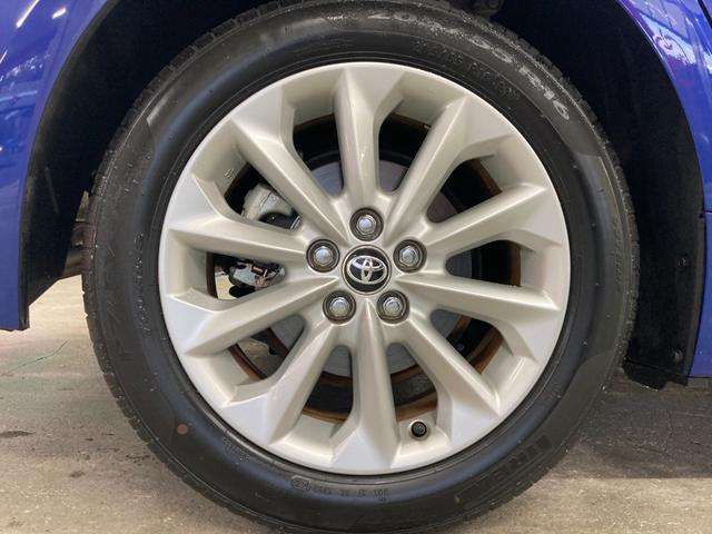 カローラツーリング ハイブリッド　Ｓ　バックカメラ　ナビ　クリアランスソナー　オートクルーズコントロール　レーンアシスト　衝突被害軽減システム　アルミホイール　　ＬＥＤヘッドランプ　スマートキー（12枚目）
