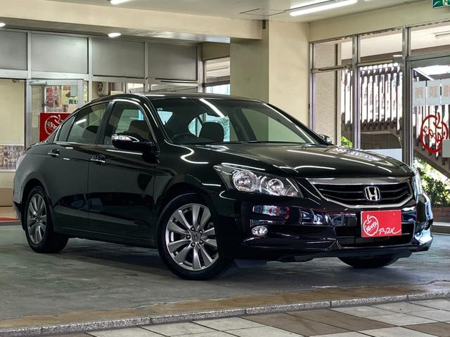 インスパイア ベースグレード　ワンオーナー　純正ＨＤＤナビ　ＴＶ　バックカメラ　クルコン　パワーシート　当店買取車　ＤＶＤ　ＥＴＣ　スマートキー　整備点検記録簿（3枚目）