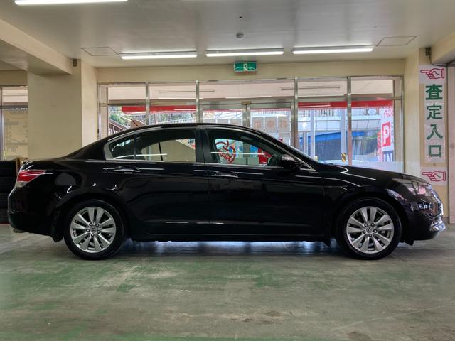 インスパイア ベースグレード　ワンオーナー　純正ＨＤＤナビ　ＴＶ　バックカメラ　クルコン　パワーシート　当店買取車　ＤＶＤ　ＥＴＣ　スマートキー　整備点検記録簿（15枚目）