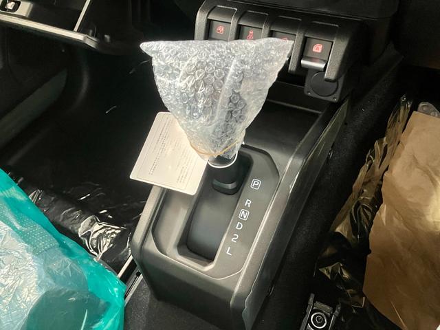 ジムニーノマド FC FC(4名)登録済未使用車/衝突軽減ブレーキ/アダプティブクルーズコントロール/シートヒーター/純正15インチAW/ハイビームアシスト/シートヒーター/新車保証継承/インテリキー(30枚目)