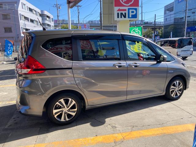 フリード＋ハイブリッド ハイブリッドＧ・ホンダセンシング　１オーナー車　ナビ　両側パワースライド　ＬＥＤ　シートヒーター　スマートキー　１年保証（4枚目）