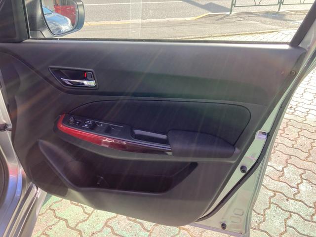 スイフトスポーツ ベースグレード 6速MT 純正8インチナビ フルセグTV 全方位モニター 前後ドライブレコーダー ETC デュアルセンサーブレーキサポート レーダークルーズコントロール 禁煙車 整備記録簿 1年保証(31枚目)