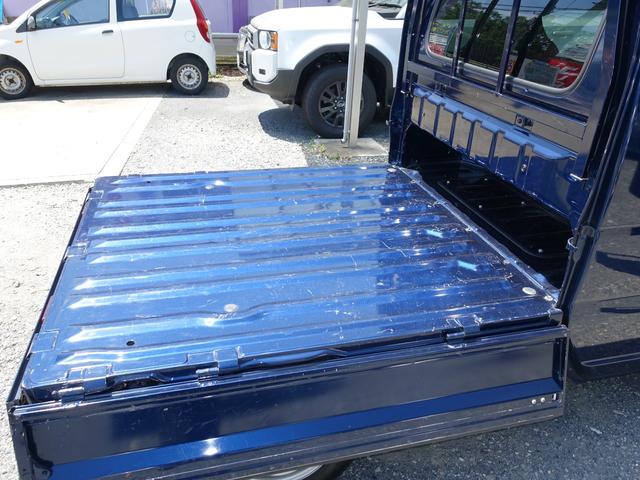 スーパーキャリイ Ｘ　禁煙車　車両鑑定書付　パワーウインドウ　リクライニングシート　社外オーディオ　走行９３００キロ　三方開　デュアルカメラブレーキサポート　キーレス　オートヘッドライト（24枚目）