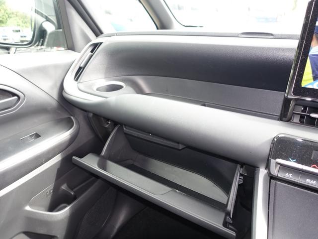 ノア S-G 純正ナビ フルセグTV バックモニター 両側パワースライドドア Bluetooth DVD再生 禁煙車 ETC2.0 セーフティーセンス ブラインドスポットモニター(41枚目)