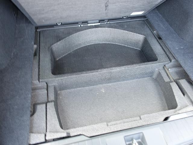 レガシィツーリングワゴン ２．５ｉ　Ｂスポーツアイサイト　Ｇパッケージ　ナビＴＶ　Ｂｌｕｅｔｏｏｔｈ　ＤＶＤ再生　ハーフレザーシート　ＡＳＳＵＲＡレーダー　車両鑑定書付　ＥＴＣ　禁煙車　社外１７インチアルミ　スマートキー　走行６９６００キロ　最長１０年保証加入対象車（26枚目）