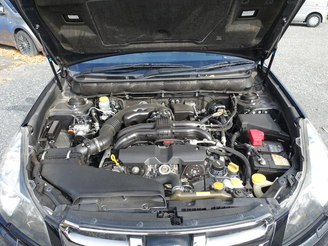 レガシィツーリングワゴン ２．５ｉ　Ｂスポーツアイサイト　Ｇパッケージ　ナビＴＶ　Ｂｌｕｅｔｏｏｔｈ　ＤＶＤ再生　ハーフレザーシート　ＡＳＳＵＲＡレーダー　車両鑑定書付　ＥＴＣ　禁煙車　社外１７インチアルミ　スマートキー　走行６９６００キロ　最長１０年保証加入対象車（46枚目）