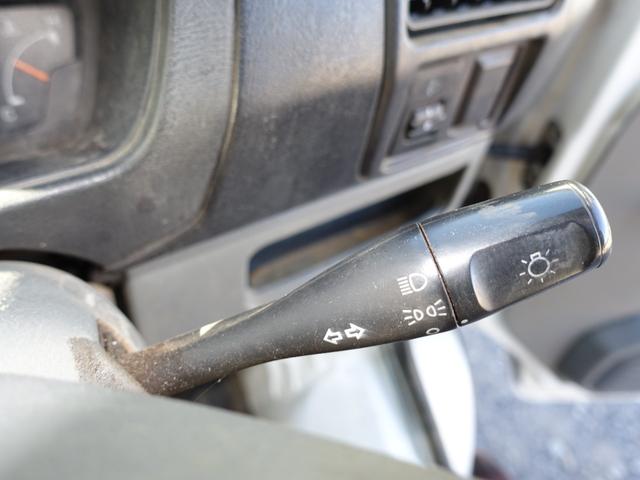 クリッパーバン ＤＸ　ブラック自家塗装オールペン車　社外ナビＴＶ　ＤＶＤ再生　オートマ　ハイルーフ　走行３３５００キロ　車両鑑定書付（30枚目）