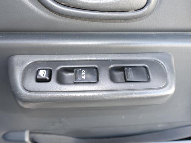 ジムニー ＸＧ　走行１２８００キロ　５速マニュアル車　車両鑑定書付　車検９年５月　社外アルミ　キーレス　禁煙車（32枚目）