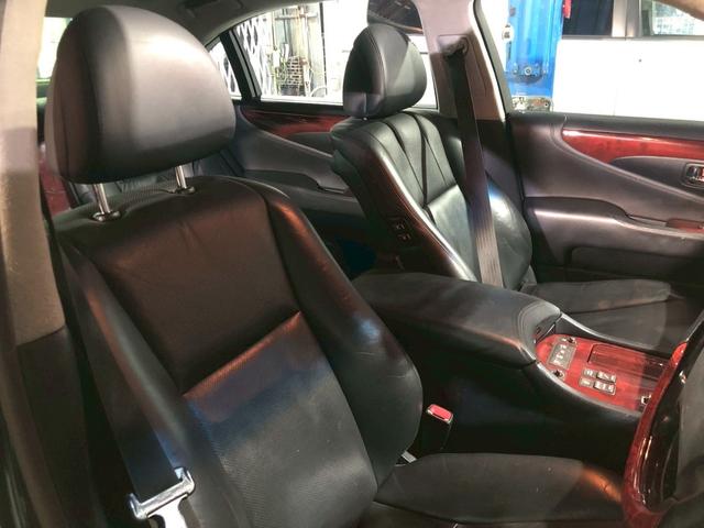 ＬＳ ＬＳ６００ｈＬ後席セパレートシートパッケージ　冷蔵庫・マッサージシート・マークレビンソン・サンルーフ（22枚目）