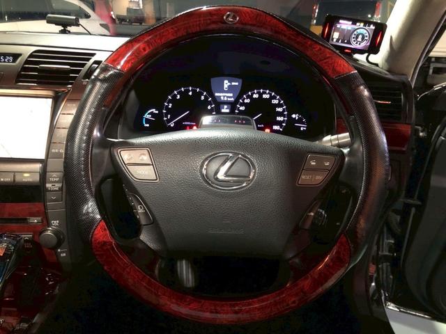 ＬＳ ＬＳ６００ｈＬ後席セパレートシートパッケージ　冷蔵庫・マッサージシート・マークレビンソン・サンルーフ（31枚目）
